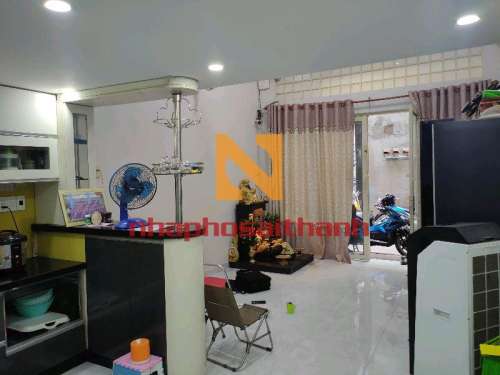 Hình ảnh Bán nhà 8/10 Bùi Thế Mỹ Phường 10 Quận Tân Bình