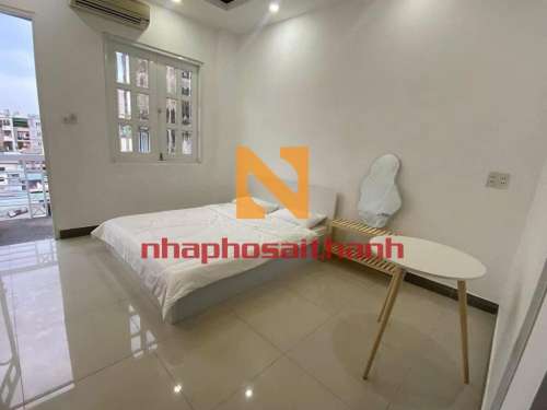 Hình ảnh Bán nhà 8 Nguyễn Thái Học phường Cầu Ông Lãnh Quận 1
