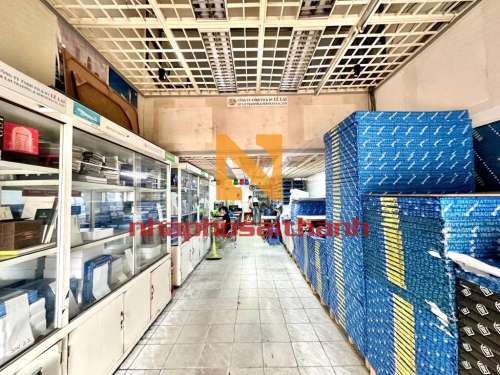 Hình ảnh Bán nhà 80 Lê Lai phường Bến Thành Quận 1