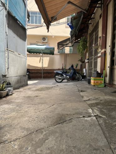 Hình ảnh Bán nhà hẻm 18/10D Lý Chiêu Hoàng Phường Bình Phú Tp Hồ Chí Minh
