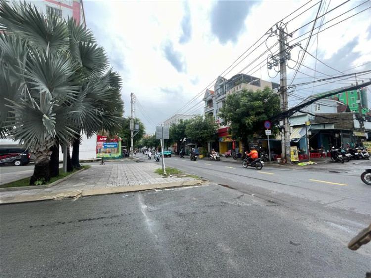 Hình ảnh Bán nhà mặt tiền 309 Nguyễn Văn Quá Phường Đông Hưng Thuận