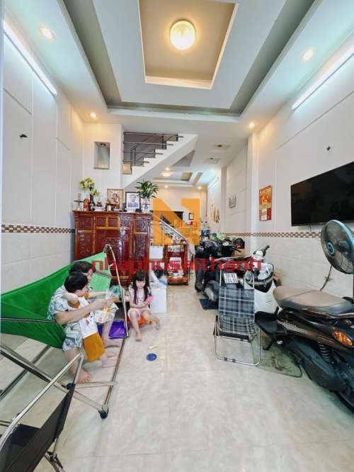 Hình ảnh Bán nhà 908/14 Đoàn Văn Bơ phường 18 quận 4