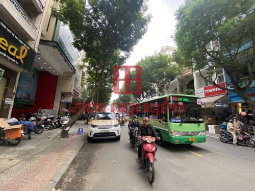Hình ảnh Bán nhà 91 Calmette phường Nguyễn Thái Bình Quận 1
