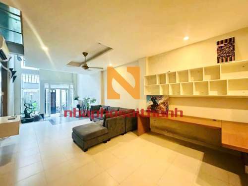 Hình ảnh Bán nhà 96/13 Lê Lai phường Bến Thành Quận 1