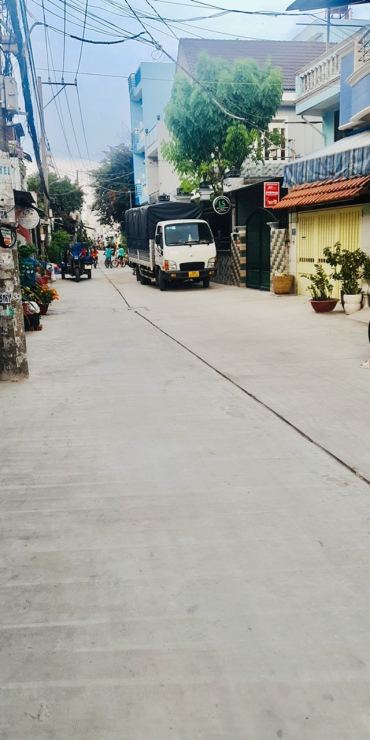 Hình ảnh Bán nhà hẻm 182/112 Ấp Chiến Lược Phường Bình Trị Đông Tp Hồ Chí Minh