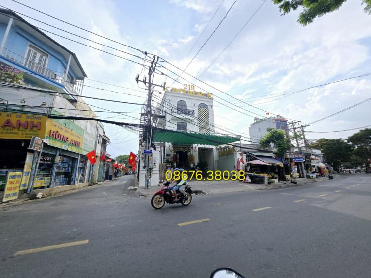 Hình ảnh Bán nhà Mặt tiền 219 	Đường 11, Phường Linh Xuân