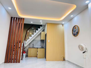 Hình ảnh Bán Nhà Mặt Tiền 25 Trần Phú, Quận 5