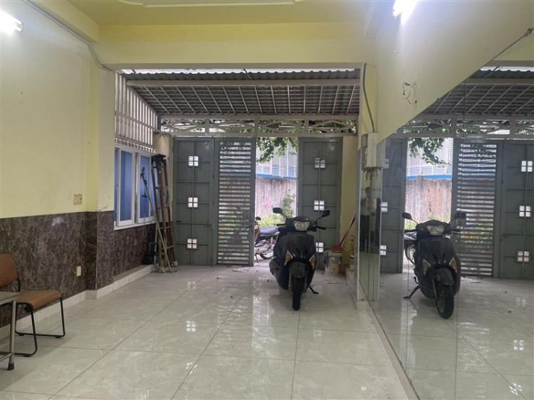 Hình ảnh Bán nhà hẻm 28/11a Tôn Thất Tùng, Bến Thành