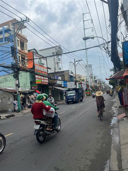 Hình ảnh Bán nhà mặt tiền 437 Âu Cơ phường Tân Phú