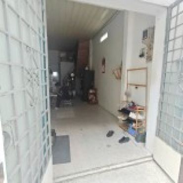 Hình ảnh Bán nhà hẻm 1014/56/6 Cách Mạng Tháng 8 Phường Tân Sơn Nhất Tp Hồ Chí Minh