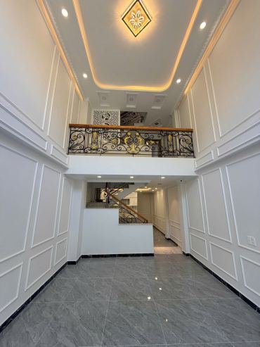 Hình ảnh Bán Nhà Mặt Tiền 33A Nguyễn Thị Huỳnh, Phú Nhuận