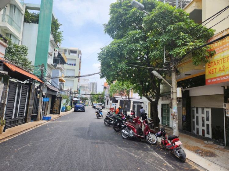 Hình ảnh Bán nhà mặt tiền 39d Huỳnh Tấn Phát, Phú Thuận