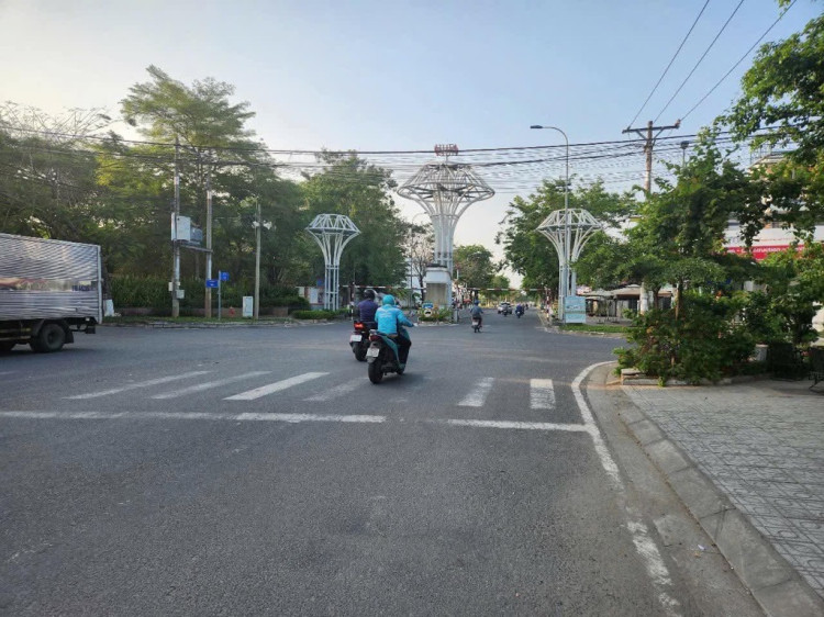 Hình ảnh Bán Thửa đất số 800, tờ bản đồ số 22 Đường số 8 Phường Long Phước