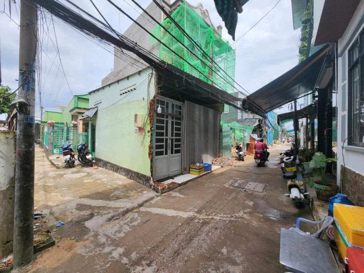 Hình ảnh Bán nhà hẻm 1627/7 Huỳnh Tấn Phát, Phú Thuận