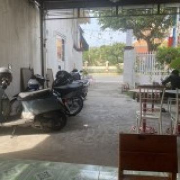 Hình ảnh Bán nhà hẻm 2/2 Khu phố 4(SM: 36 đường Lê Lợi) Xã Hóc Môn Tp Hồ Chí Minh