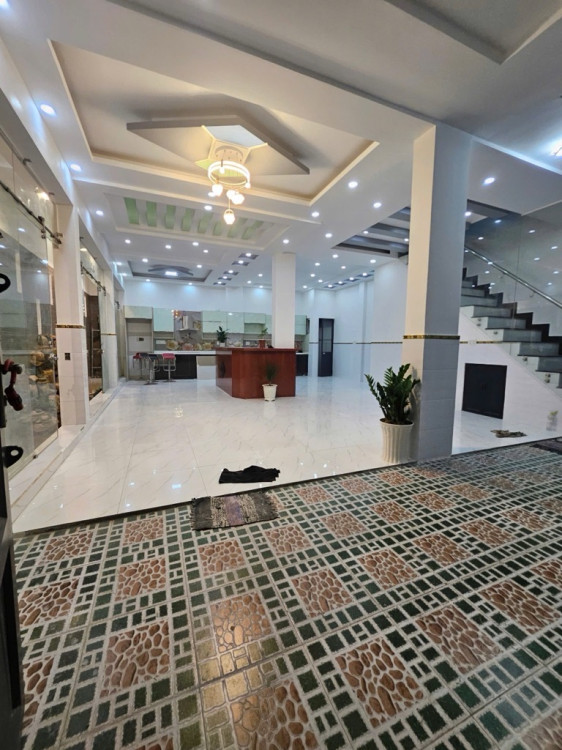Hình ảnh Bán nhà mặt tiền 14a Liên Khu 2-10, Bình Hưng Hòa