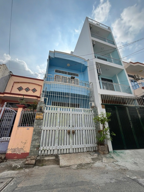 Hình ảnh Bán nhà hẻm 179/56 Hòa Bình, Phường Phú Thạnh