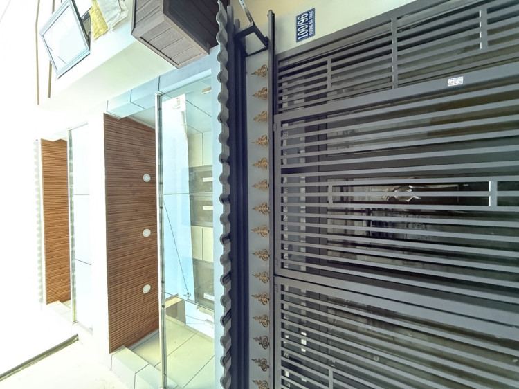 Hình ảnh Bán nhà hẻm 100/96a Dương Bá Trạc Phường Chánh Hưng