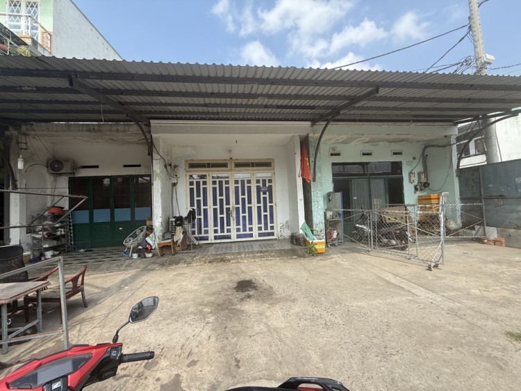 Hình ảnh Bán nhà hẻm 330/8/19 Quốc lộ 1A, Bình Tân