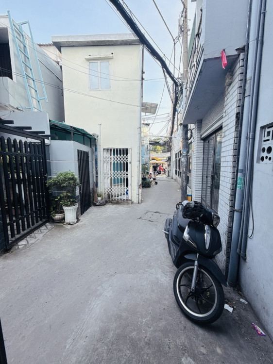 Hình ảnh Bán nhà hẻm 205/1 Huỳnh Tấn Phát, Tân Thuận