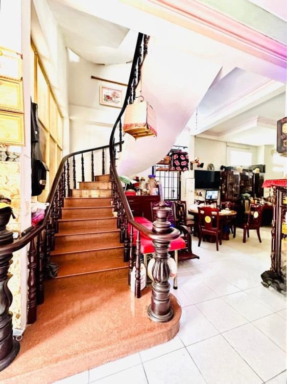 Hình ảnh Bán nhà mặt tiền 37 Thiên Hộ Dương, phường Hạnh Thông