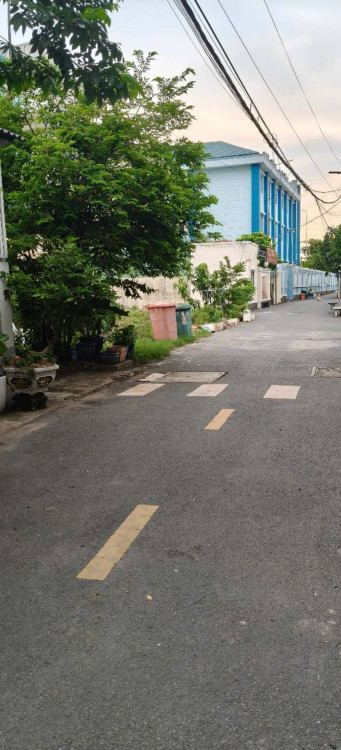 Hình ảnh Bán nhà mặt tiền 40 Nguyễn Hữu Trí, Tân Nhựt