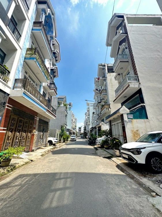 Hình ảnh Bán nhà hẻm 33/47 Bến Lội, Bình Tân