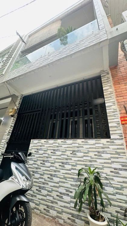 Hình ảnh Bán nhà hẻm 1206/6 Lạc Long Quân, Tân Hòa