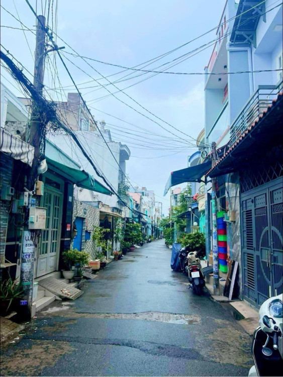 Hình ảnh Bán nhà hẻm 99/19 Lê Đình Cẩn, Bình Tân