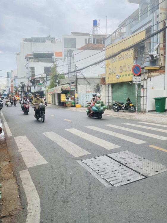 Hình ảnh Bán nhà hẻm 130/3 Hồ Bá Kiện, phường Hòa Hưng