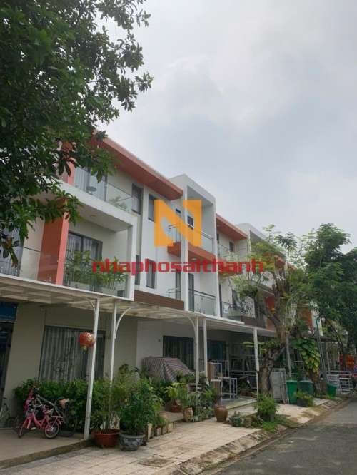 Hình ảnh Bán nhà L01-1 Đường D15 Phường Phước Long B Q9