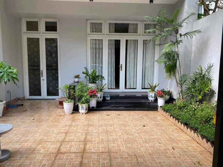 Hình ảnh Bán nhà mặt tiền 715 Nguyễn Duy Trinh, phường Bình Trưng