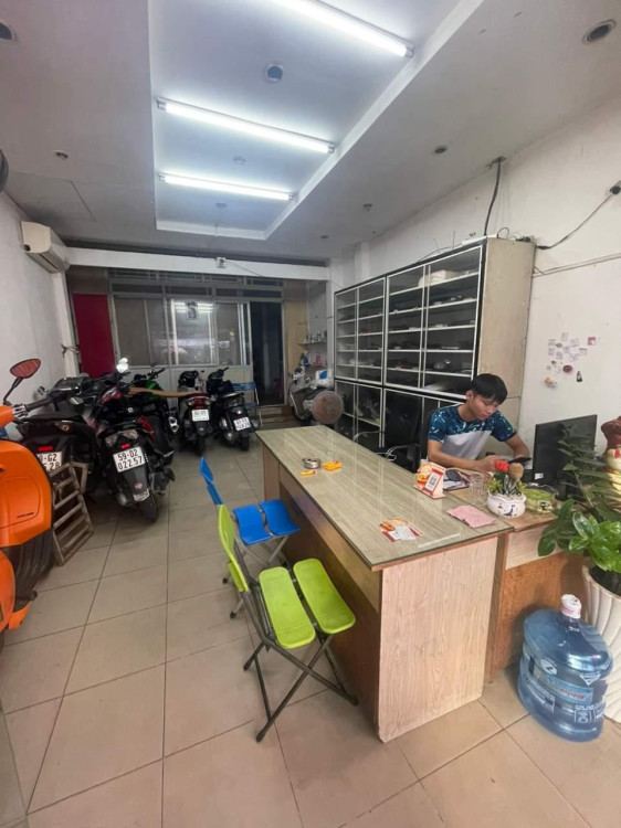 Hình ảnh Bán nhà mặt tiền 99 Lê Văn Việt, phường Tăng Nhơn Phú