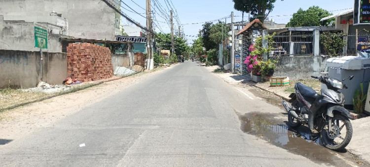 Hình ảnh Bán nhà mặt tiền 39d Gò Cát, phường Long Trường