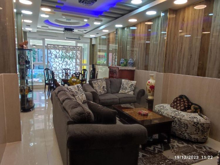 Hình ảnh Bán nhà Mặt tiền 606 Nguyễn Đình Chiểu, Phường Bàn Cờ