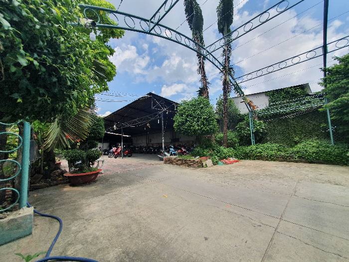 Hình ảnh Bán nhà mặt tiền 52 Bình Phú, phường Tam Bình
