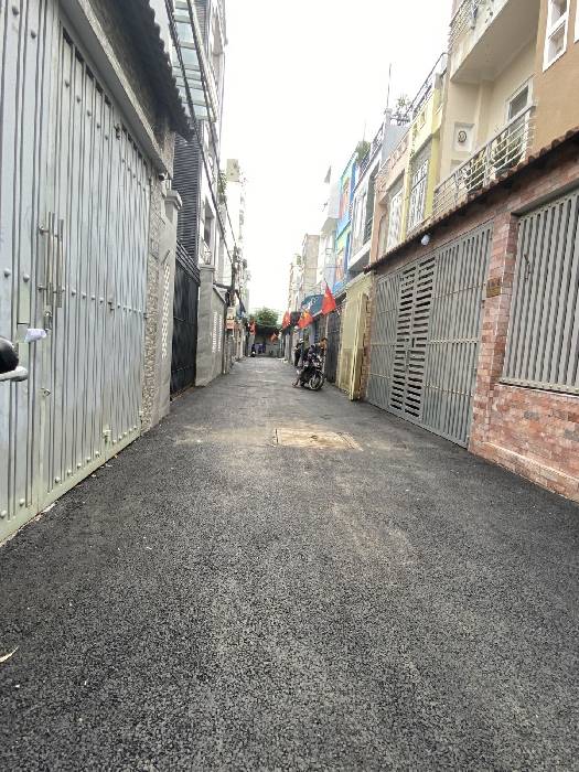 Hình ảnh Bán nhà hẻm 10/2 Hồ Bá Phấn, phường Phước Long