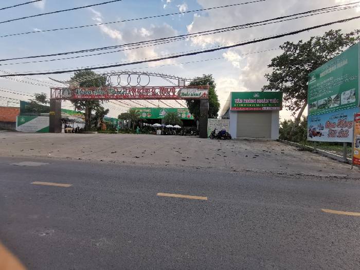 Hình ảnh Bán nhà mặt tiền 666 Lã Xuân Oai, phường Long Trường