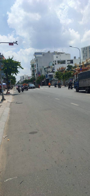 Hình ảnh Bán nhà mặt tiền 793 Lũy Bán Bích, Phường Phú Thọ Hòa