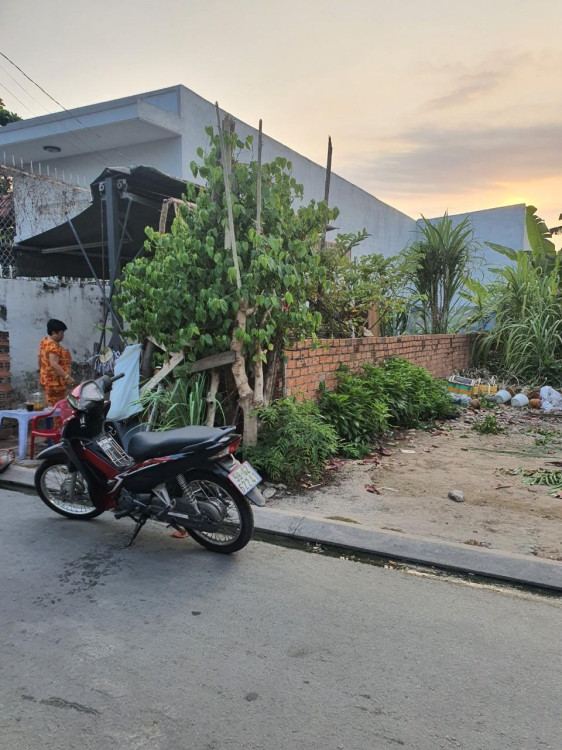 Hình ảnh Bán  nhà số 4  Số 4, Phường Long Trường, Thành phố Thủ Đức (cũ)