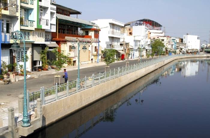 Hình ảnh Bán nhà hẻm 958/36 Lò Gốm, phường Bình Tiên