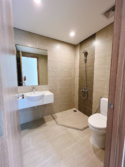 Hình ảnh Bán nhà mặt tiền 90 Phước Thiện, phường Long Bình