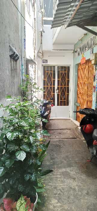 Hình ảnh Bán nhà hẻm 504/12 Hậu Giang, phường Phú Lâm