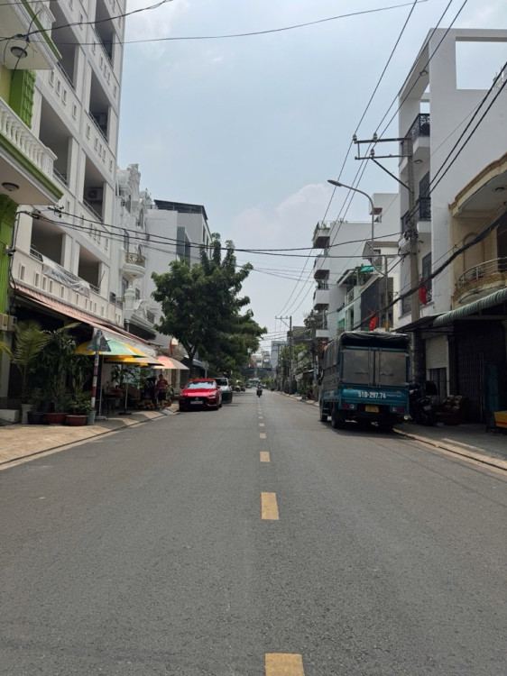 Hình ảnh Bán nhà mặt tiền 71 Lê Niệm, Phường Phú Thạnh