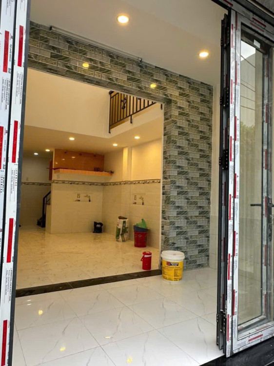 Hình ảnh Bán nhà mặt tiền 11 Bông Sao, Phường Bình Đông