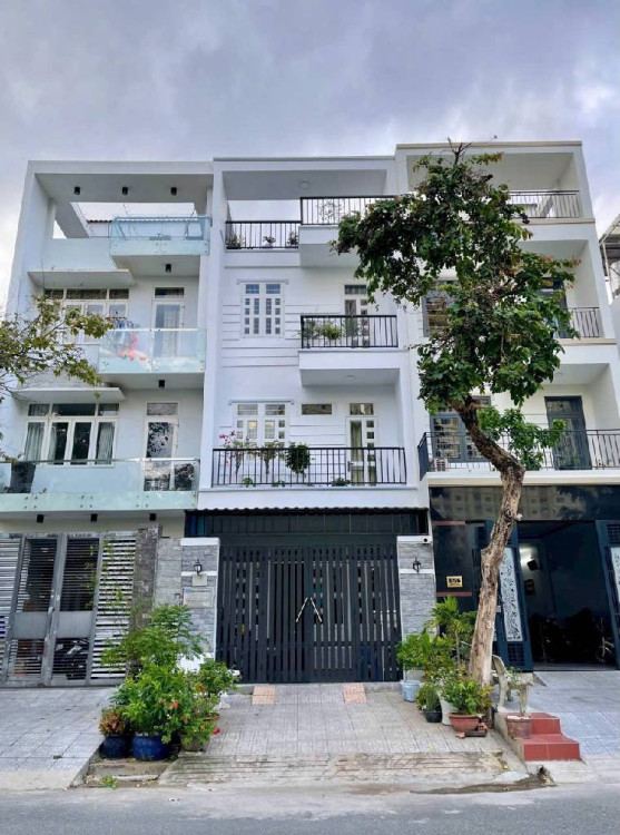 Hình ảnh Bán nhà mặt tiền d55 D1, Phú Thuận