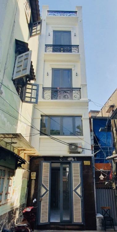 Hình ảnh Bán nhà Hẻm 237/42/32 Hoàng Diệu, Phường Khánh Hội