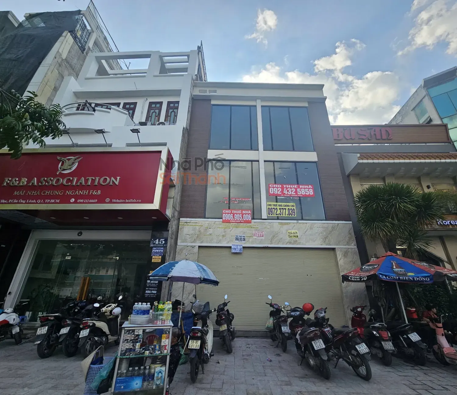 Hình ảnh Bán Nhà Hẻm Xe Hơi 45/2-45/3 Nguyễn Thái Học, P.Cô Giang, Q1