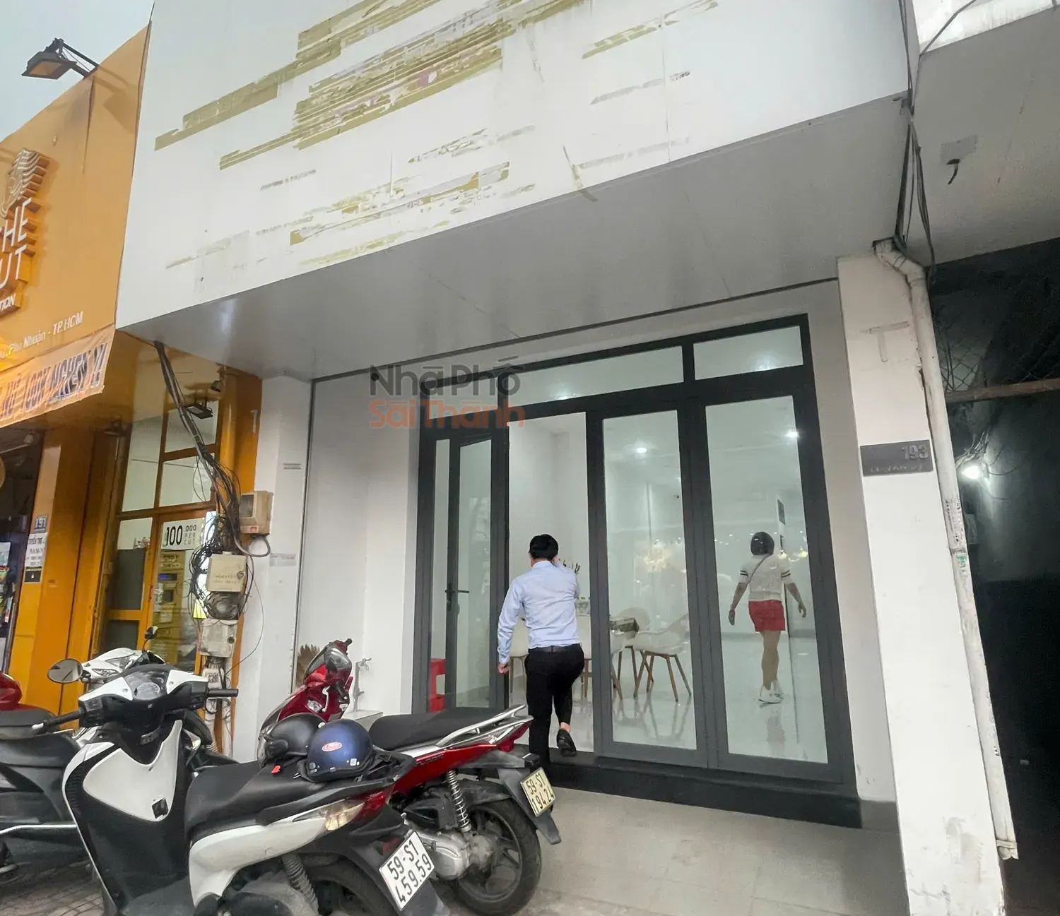 Hình ảnh Bán Nhà Mặt Tiền 193 Lê Văn Sỹ , Phường 14 , Q Phú Nhuận