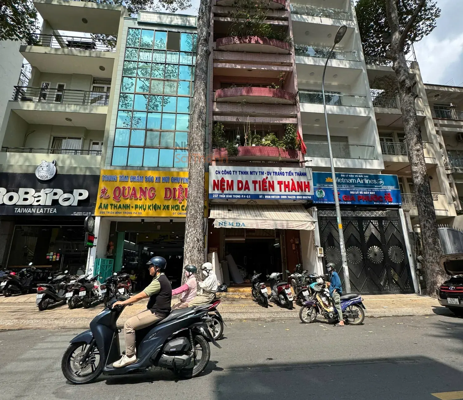 Hình ảnh Bán Nhà Mặt Tiền 237 Trần Bình Trọng, Phường 4, Quận 5